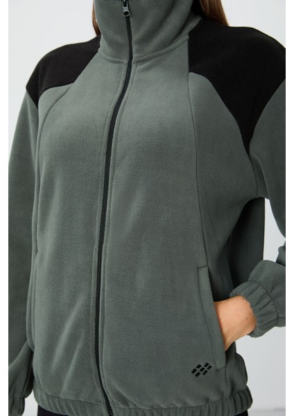 Haki Kalın Yumuşak Dokulu Dik Yaka Oversize Nakışlı Polar Kadın Sweatshirt - 97293 fırsatları