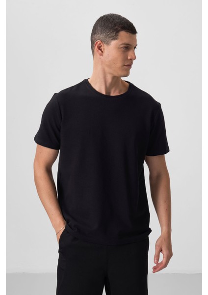 Siyah Yüzeyi Dokulu Rahat Form Basic Erkek T-Shirt - 88436 fırsatları