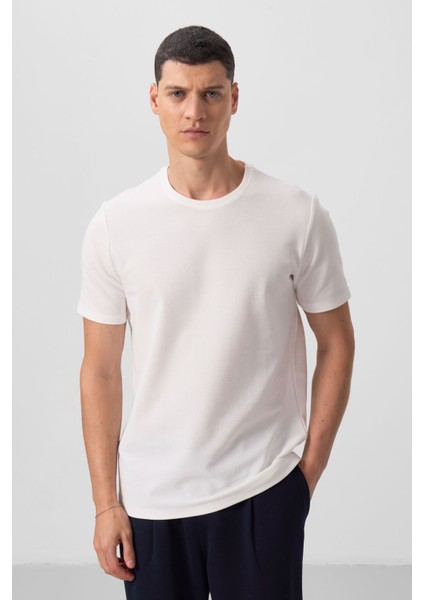 Ekru Yüzeyi Dokulu Rahat Form Basic Erkek T-Shirt - 88436