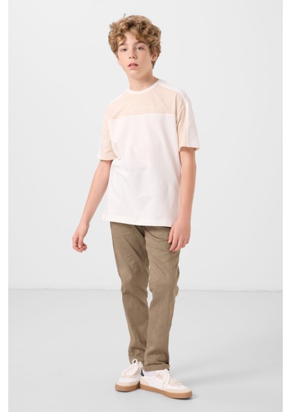 Ekru Pamuklu Yumuşak Dokulu Oversize Fit Nakışlı Erkek Çocuk T-Shirt - 11290 fiyatları