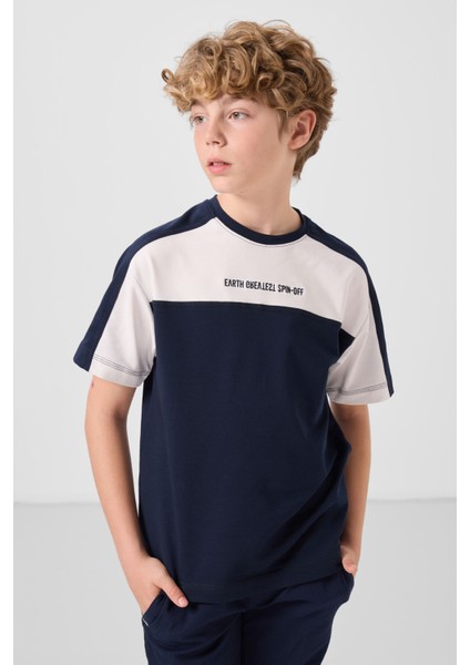 Lacivert Pamuklu Yumuşak Dokulu Oversize Fit Nakışlı Erkek Çocuk T-Shirt - 11290 modelleri