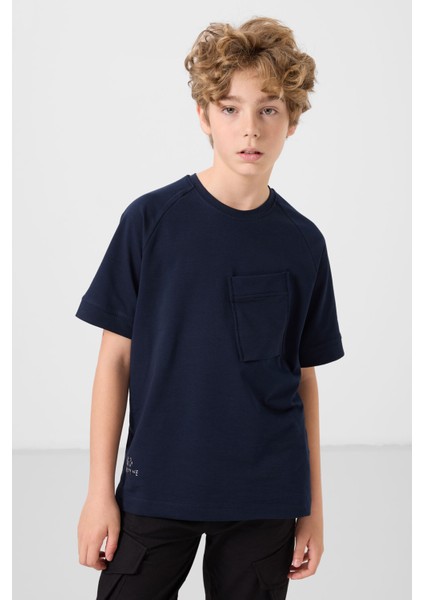 Lacivert Pamuklu Yumuşak Dokulu Oversize Cep Detaylı Erkek Çocuk T-Shirt - 11295