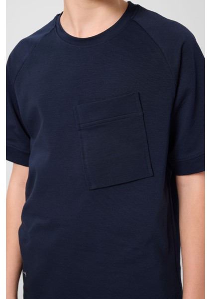 Lacivert Pamuklu Yumuşak Dokulu Oversize Cep Detaylı Erkek Çocuk T-Shirt - 11295 modelleri