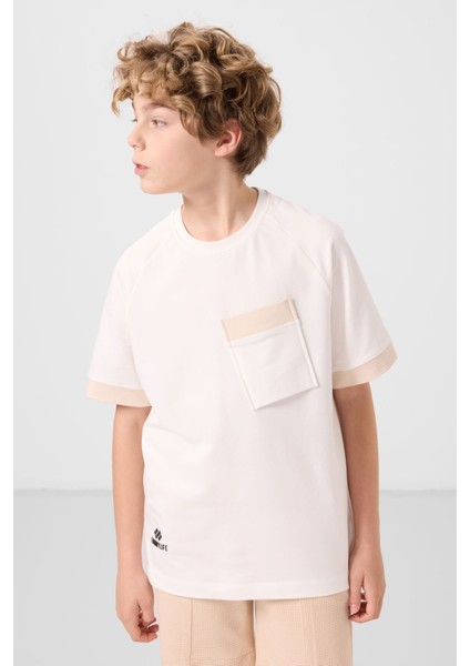 Ekru Pamuklu Yumuşak Dokulu Oversize Cep Detaylı Erkek Çocuk T-Shirt - 11295