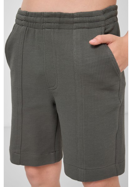 Haki Pamuklu Yumuşak Dokulu Standart Fit Basic Erkek Çocuk Şort - 11289 fırsatları