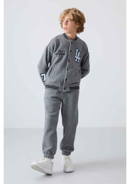 Gri Melanj Kalın Yumuşak Dokulu Standart Fit Nakışlı Polar Erkek Çocuk Kolej Ceket - 11227 fırsatları