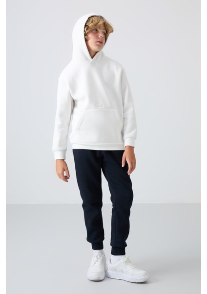 Ekru Pamuklu Kalın İçi Tüylü Yumuşak Dokulu Standart Fit Baskılı Erkek Çocuk Sweatshirt - 11215 modelleri