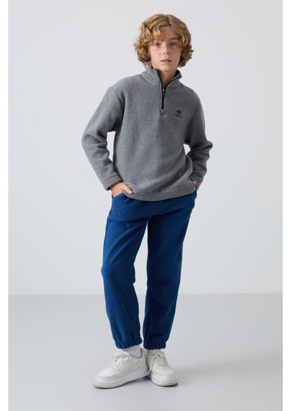 Gri Melanj Kalın Yumuşak Dokulu Standart Fit Nakışlı Polar Erkek Çocuk Sweatshirt - 11221 fiyatları