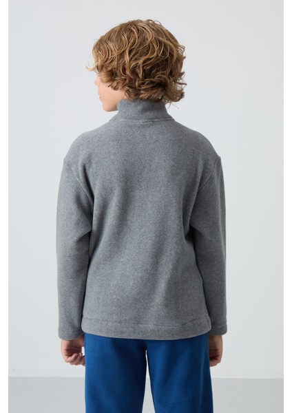 Gri Melanj Kalın Yumuşak Dokulu Standart Fit Nakışlı Polar Erkek Çocuk Sweatshirt - 11221 indirimleri