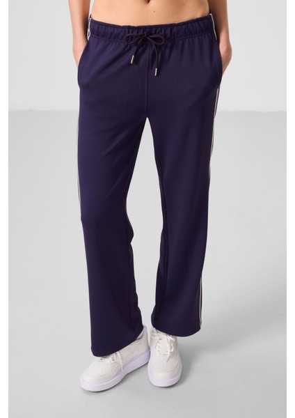 Koyu Mor Yumuşak Dokulu Yan Panel Detaylı Geniş Paça Kadın Palazzo Pantolon - 94669 fiyatları