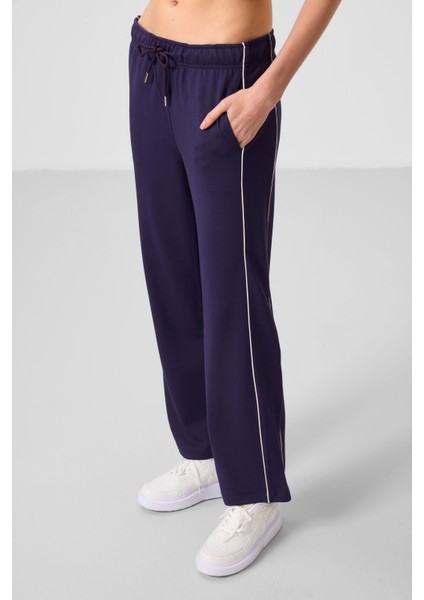 Koyu Mor Yumuşak Dokulu Yan Panel Detaylı Geniş Paça Kadın Palazzo Pantolon - 94669 fırsatları