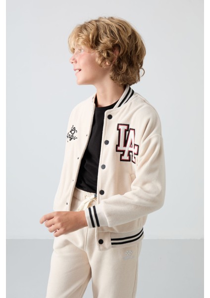Bej Kalın Yumuşak Dokulu Standart Fit Nakışlı Polar Erkek Çocuk Kolej Ceket - 11227 fiyatları