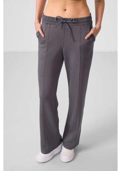 Koyu Gri Yumuşak Dokulu Cepli Ön Dikiş Detaylı Kadın Palazzo Pantolon - 94670 fiyatları
