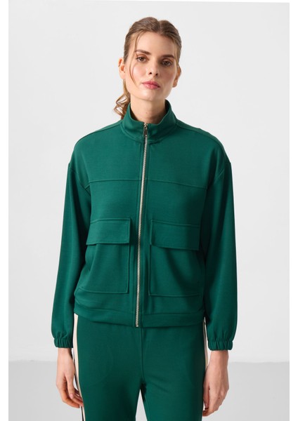 Yeşil Yumuşak Dokulu Dik Yaka Oversize Kargo Cepli Kadın Crop Top Sweatshirt - 97301