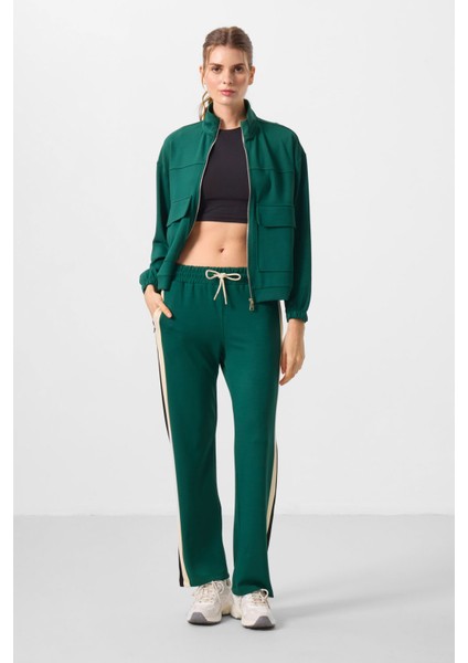 Yeşil Yumuşak Dokulu Dik Yaka Oversize Kargo Cepli Kadın Crop Top Sweatshirt - 97301 fiyatları