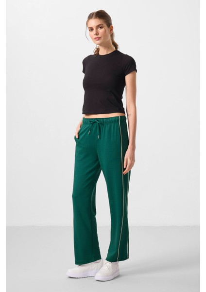 Yeşil Yumuşak Dokulu Yan Panel Detaylı Geniş Paça Kadın Palazzo Pantolon - 94669