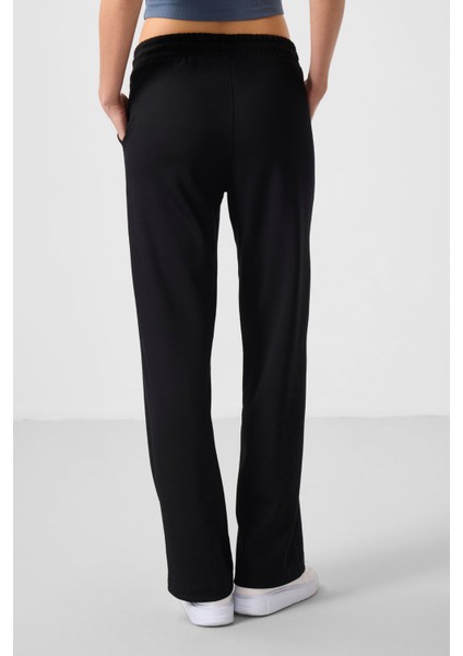 Siyah Yumuşak Dokulu Cepli Ön Dikiş Detaylı Kadın Palazzo Pantolon - 94670 indirimleri