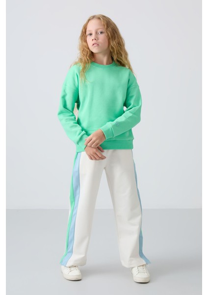 Su Yeşil Pamuklu İçi Tüylü Yumuşak Dokulu Oversize Nakışlı Kız Çocuk Sweatshirt - 75150 modelleri