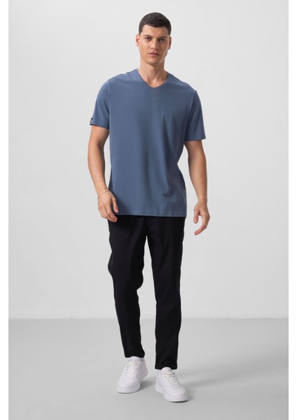 Standart Fit Basic V Yaka 3lü Paket Siyah-Beyaz-Petrol Erkek T-Shirt 87912 fırsatları