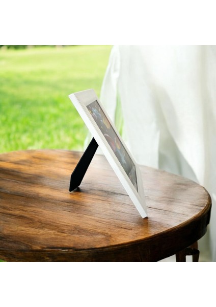 Dalgalı Fotoğraf Çerçevesi | Modern Masaüstü & Duvar Çerçevesi – Beyaz, Siyah, Lacivert, Mor, Pembe indirimleri