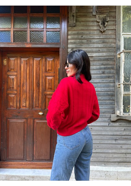 KZK0002 Kadın Jakar Desen Yürütmeli Örgü Crop Kazak fiyatları