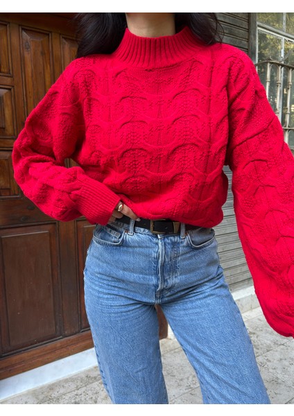 KZK0002 Kadın Jakar Desen Yürütmeli Örgü Crop Kazak