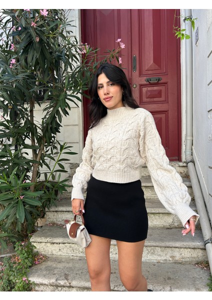 KZK0002 Kadın Jakar Desen Yürütmeli Örgü Crop Kazak