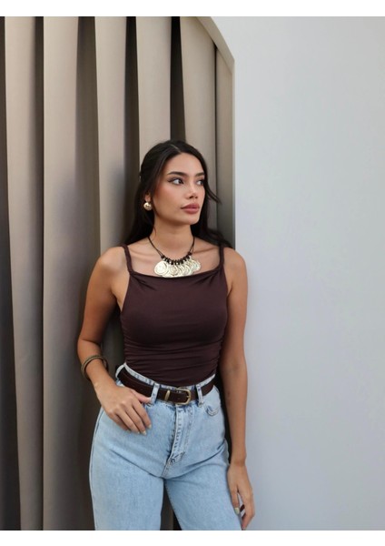 Kahverengi Burgulu Bluz fırsatları