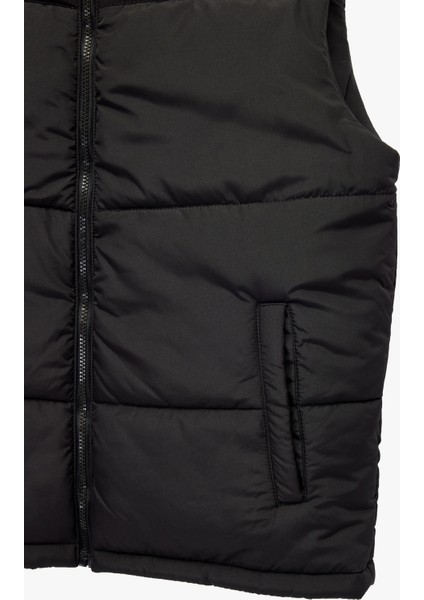 Fermuarlı Cep Detaylı Slim Fit Dik Yaka Kolsuz Şişme Yelek fırsatları