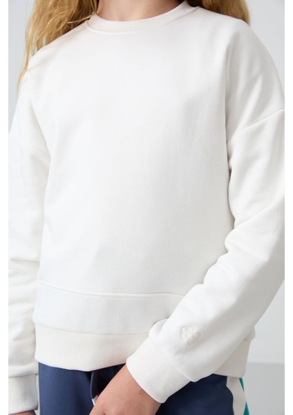 Ekru Pamuklu İçi Tüylü Yumuşak Dokulu Oversize Nakışlı Kız Çocuk Sweatshirt - 75150 fırsatları