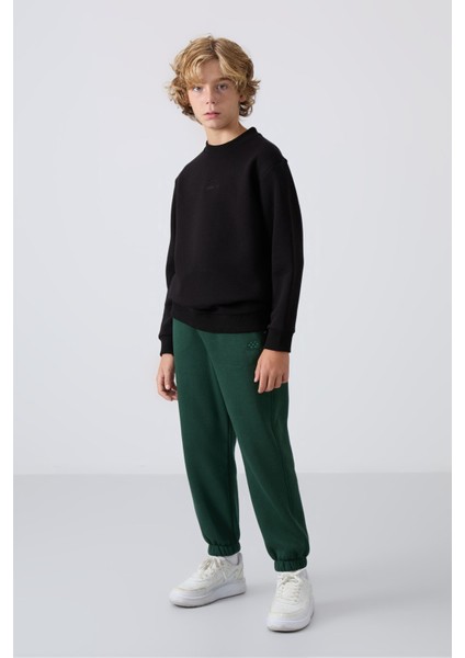 Siyah Pamuklu Kalın İçi Tüylü Yumuşak Dokulu Standart Fit Nakışlı Erkek Çocuk Sweatshirt - 11232 modelleri