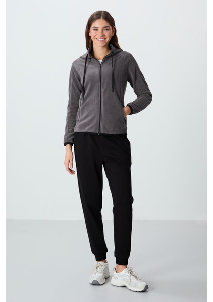 Koyu Gri Kalın Yumuşak Dokulu Kapüşonlu Standart Fit Nakışlı Polar Kadın Sweatshirt -97287 fırsatları