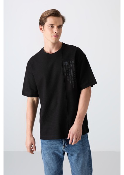 Tommy Life Siyah Pamuklu Kalın Yüzeyi Dokulu Oversize Fit Baskılı Erkek T-Shirt - 88338