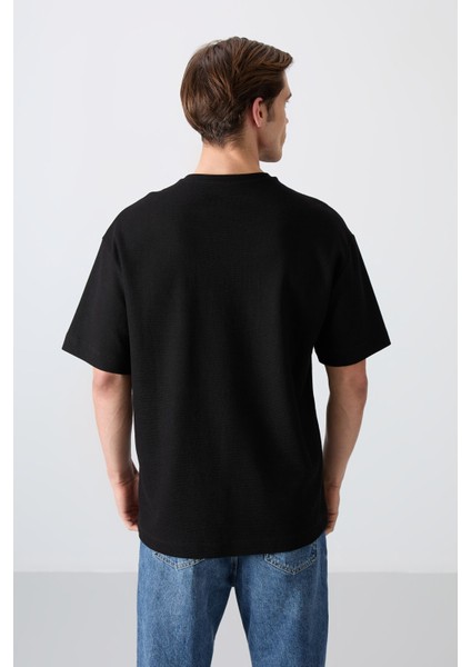 Tommy Life Siyah Pamuklu Kalın Yüzeyi Dokulu Oversize Fit Baskılı Erkek T-Shirt - 88338 indirimleri