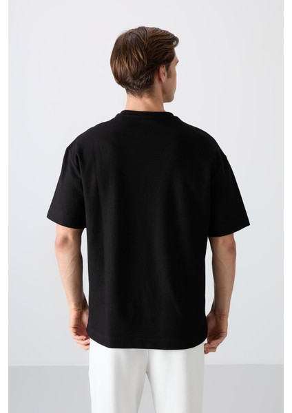 Tommy Life Siyah Pamuklu Kalın Yüzeyi Dokulu Oversize Fit Baskılı Erkek T-Shirt - 88336 indirimleri