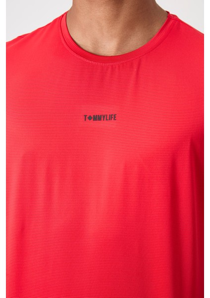 Tommy Life Kırmızı Polyester Nefes Alan Dokulu Ince Esnek Standart Fit Erkek Performans T-Shirt - 88384 modelleri