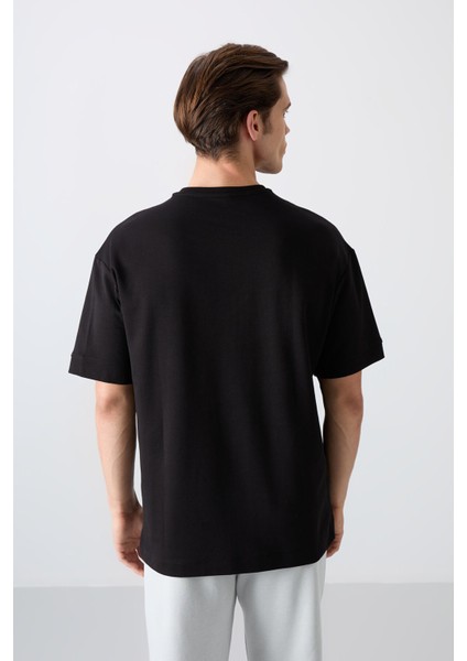 Tommy Life Siyah Pamuklu Kalın Yumuşak Dokulu Oversize Fit Baskılı Erkek T-Shirt - 88322 indirimleri