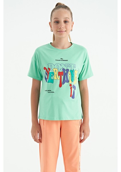 Su Yeşili Renki Yazı Baskılı O Yaka Oversize Kısa Kollu Kız Çocuk T-Shirt - 75112