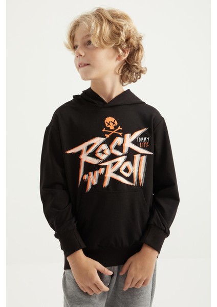 Siyah Yazı Baskılı Kanguru Cepli Kapüşonlu Standart Kalıp Erkek Çocuk Sweatshirt - 11002 fırsatları