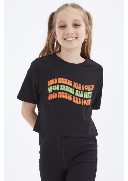 Siyah Oversize Renkli Yazı Baskılı Düşük Omuz O Yaka Kız Çocuk Crop T-Shirt - 75038 indirimleri