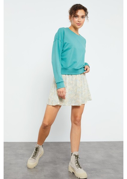 Mint Yeşili Basic Rahat Form O Yaka Kadın Sweatshirt - 97114 fırsatları