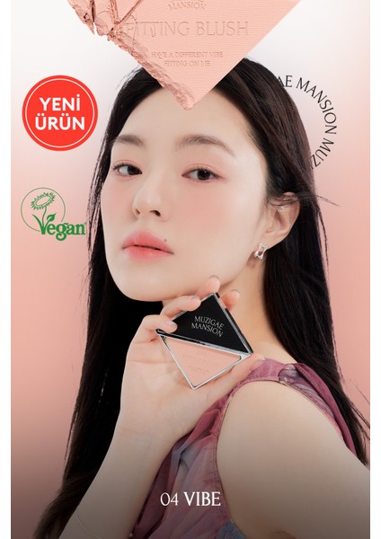 Ciltle Bütünleşen ve Pürüzsüzleştiren, Yumuşak Dokulu Allık Muzıgae Mansıon Fitting Blush (04 Vibe)