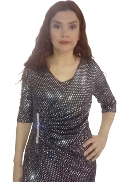 Siyah-Gümüş Büyük Beden V Yaka Truvakar Kollu Beli Taş Aksusuar Detaylı Paletli Ara Boy Abiye Elbise fırsatları