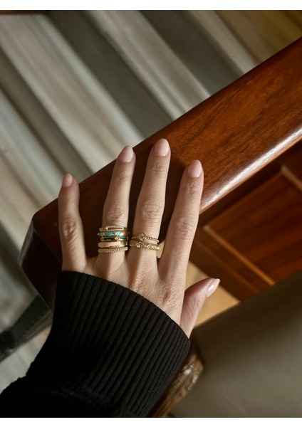 14 Ayar Altın Açık Mavi Mineli Yüzük fırsatları