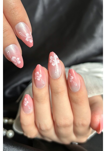 Kısa Badem 24 Adet Çiçek Desenli Takma Tırnak Seti W1802 fiyatları