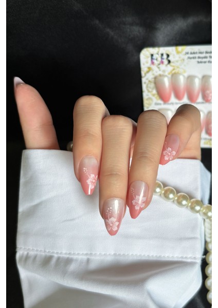 Kısa Badem 24 Adet Çiçek Desenli Takma Tırnak Seti W1802