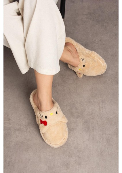 Kadın Panda Figürlü Sessiz Taban Peluş Ev Terliği fiyatları