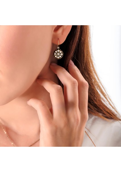 KLASİK GÜL BAKIR EL YAPIMI KRİSTAL TAŞLI KARARMA YAPMAZ KADIN KÜPE KUTULU