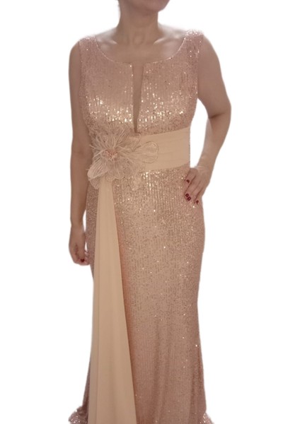 Büyük Beden Bakır Belinde Çiçek Detaylı Pul Payet Boydan Balık Abiye Elbise modelleri