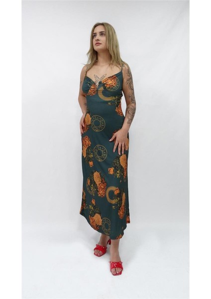 Kadın Mistik Zümrüt Sırt Çapraz Detaylı Elbise